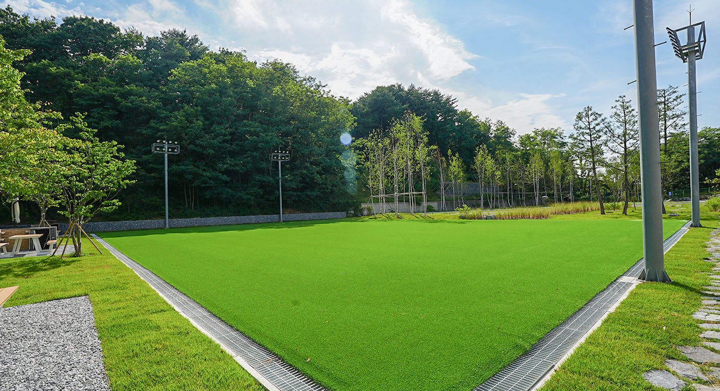 GARDEN SQUARE