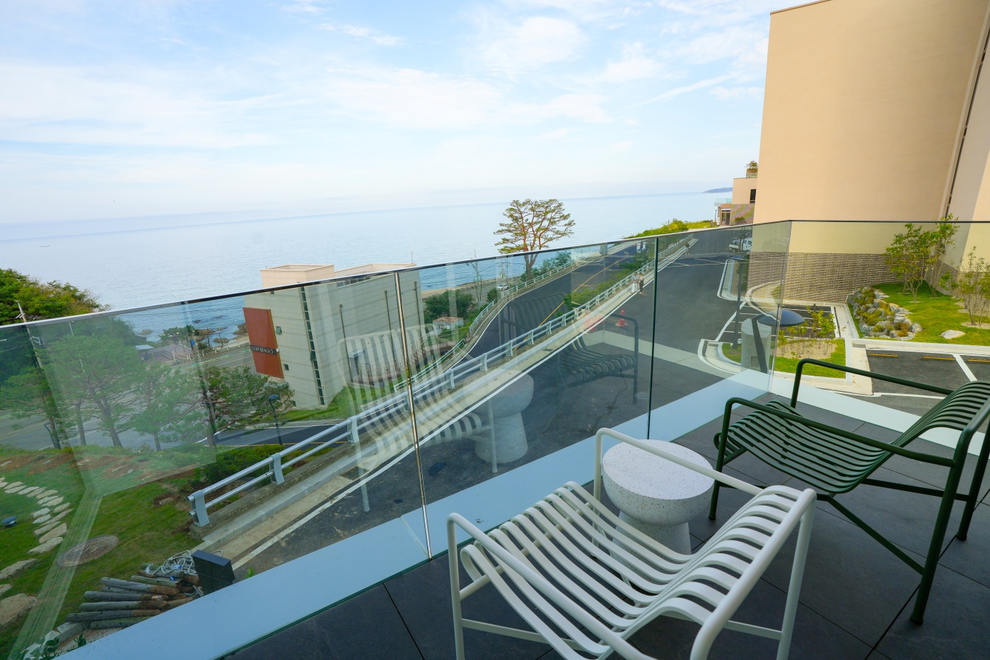 CLIFF VILLA PRIME