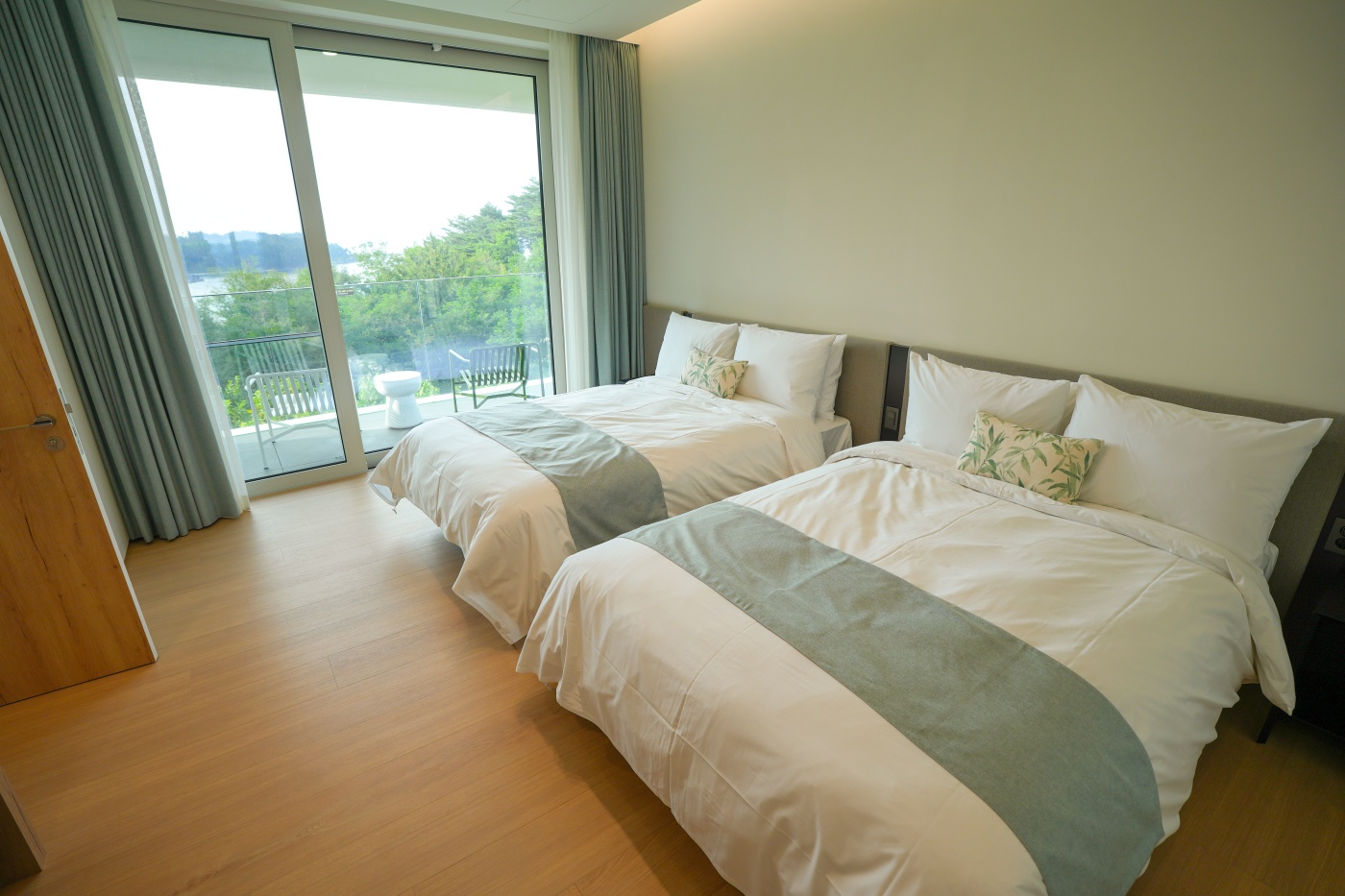 CLIFF VILLA PLUS
