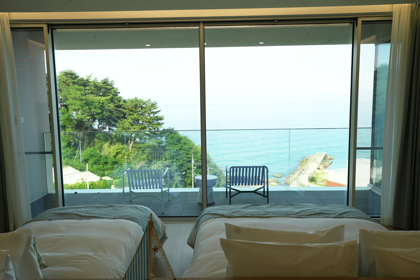 BEACH VILLA