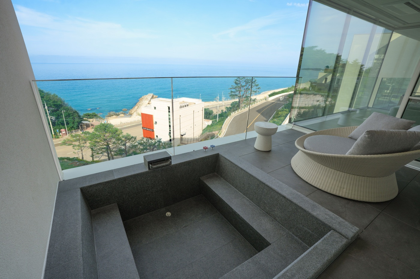 BEACH VILLA PREMIER