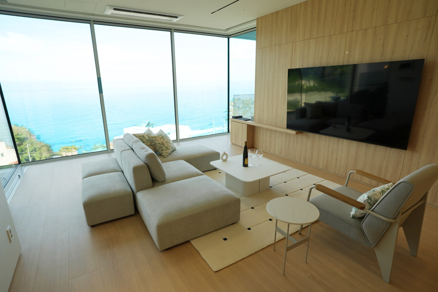 BEACH VILLA PREMIER