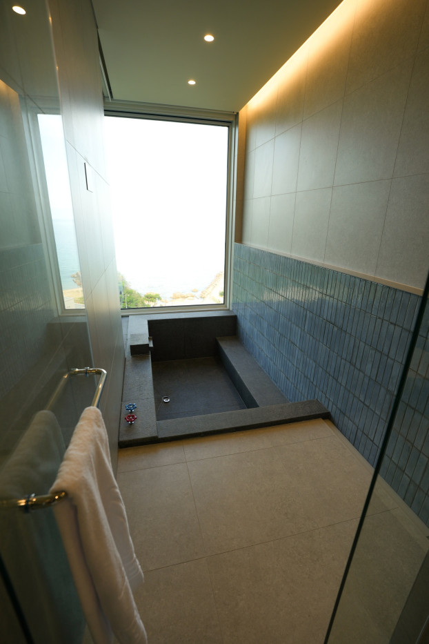 COAST VILLA
