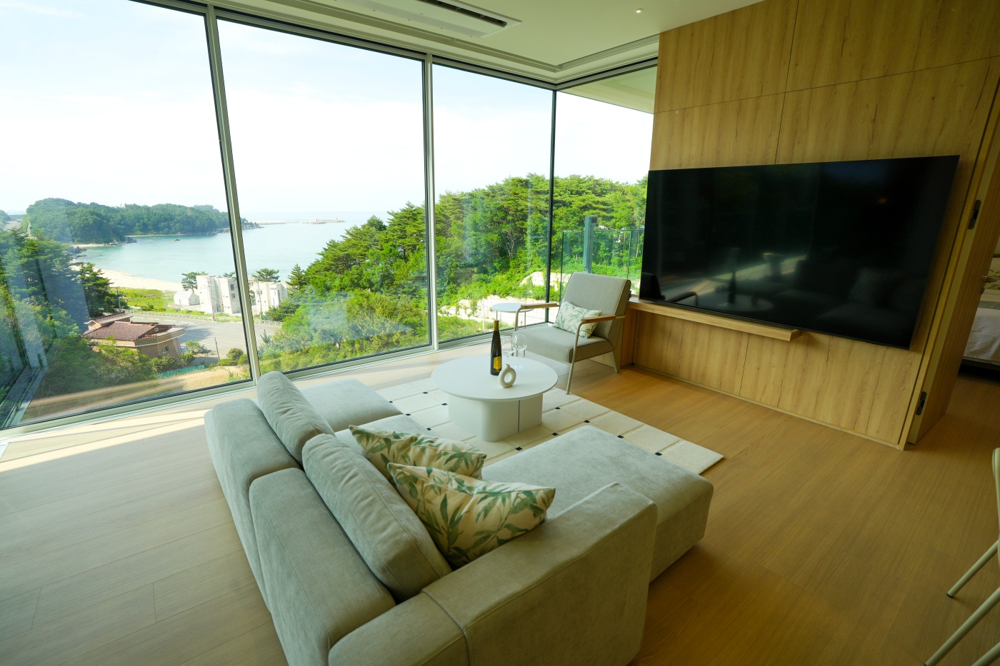 COAST VILLA RESERVE