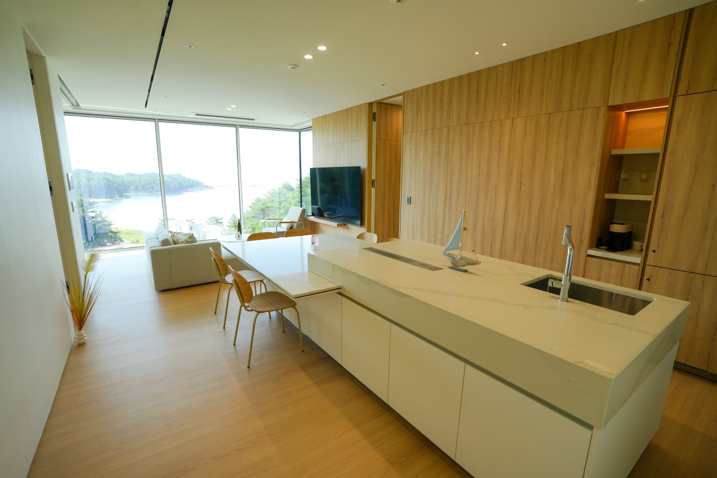 COAST VILLA RESERVE