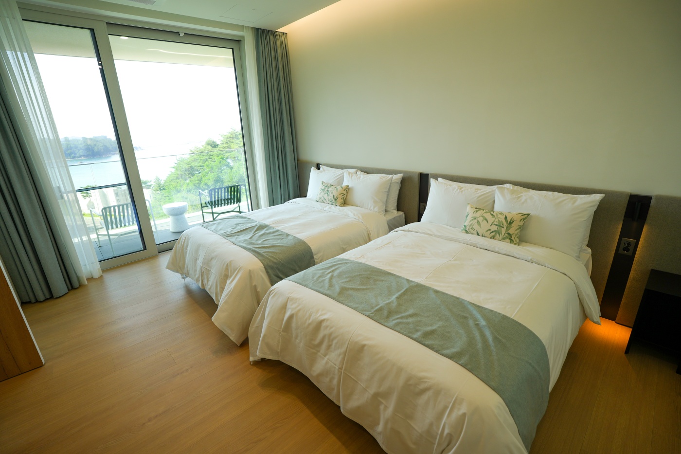 COAST VILLA RESERVE